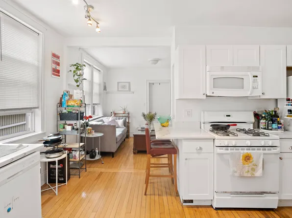 189 Cedar St #2, Somerville, MA 02145