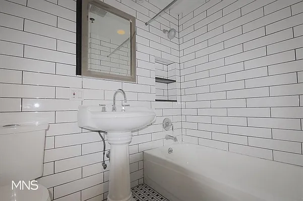 Rented by MNS | media 16