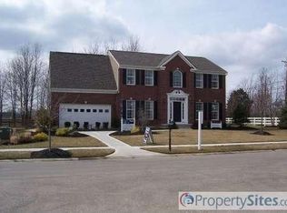 4297 Fox Ridge Dr, Batavia, OH 45103