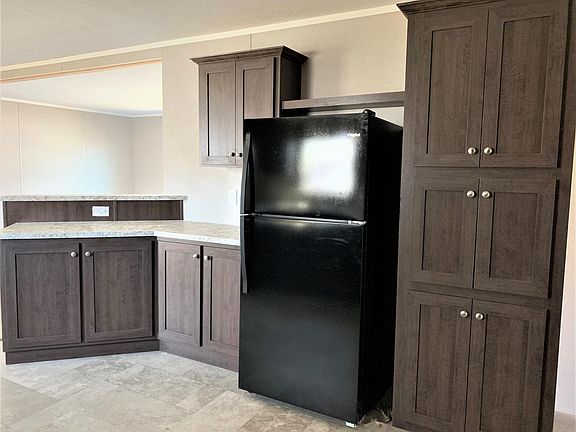 3rd image of 6606 S Hampshire Dr