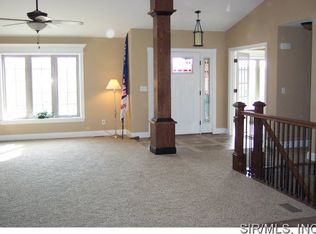 8933 Wendell Creek Dr, Saint Jacob, IL 62281