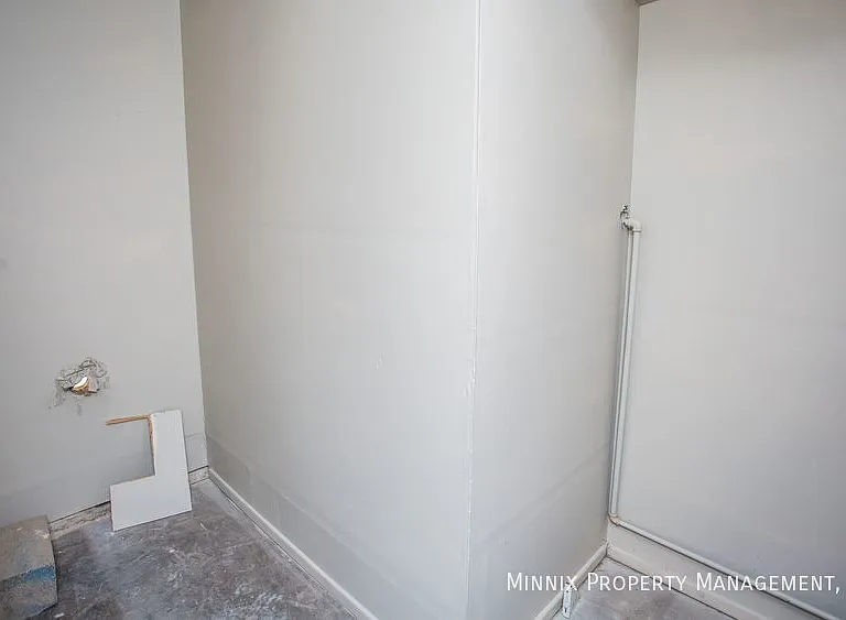 4309 32nd St — Photo 9