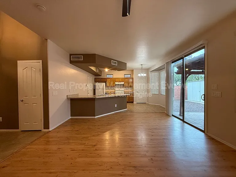 9854 E Escondido Ave — Photo 5
