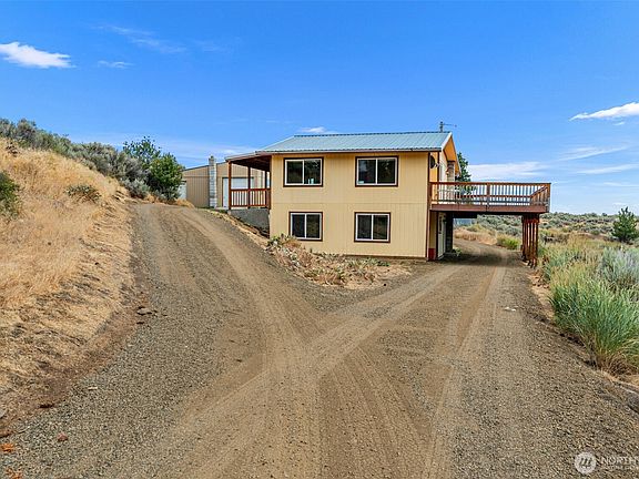 2nd image of 612 Rd S SW