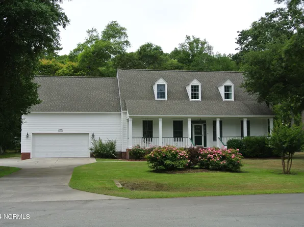 314 Winding Woods Way, Beaufort, NC 28516