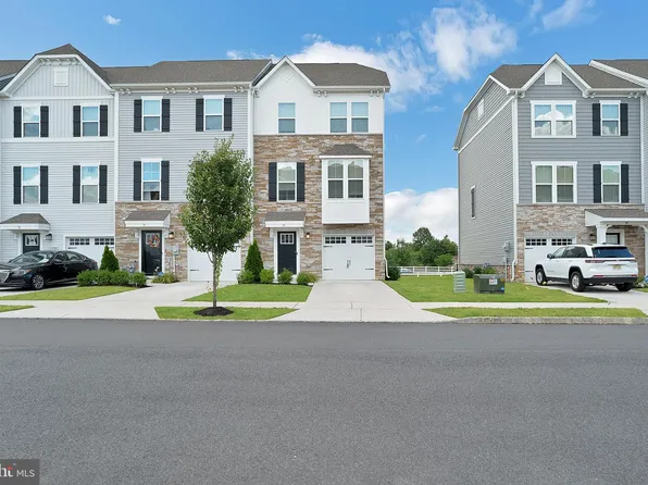 91 Kohlmyer Dr, Pennsauken, NJ 08110