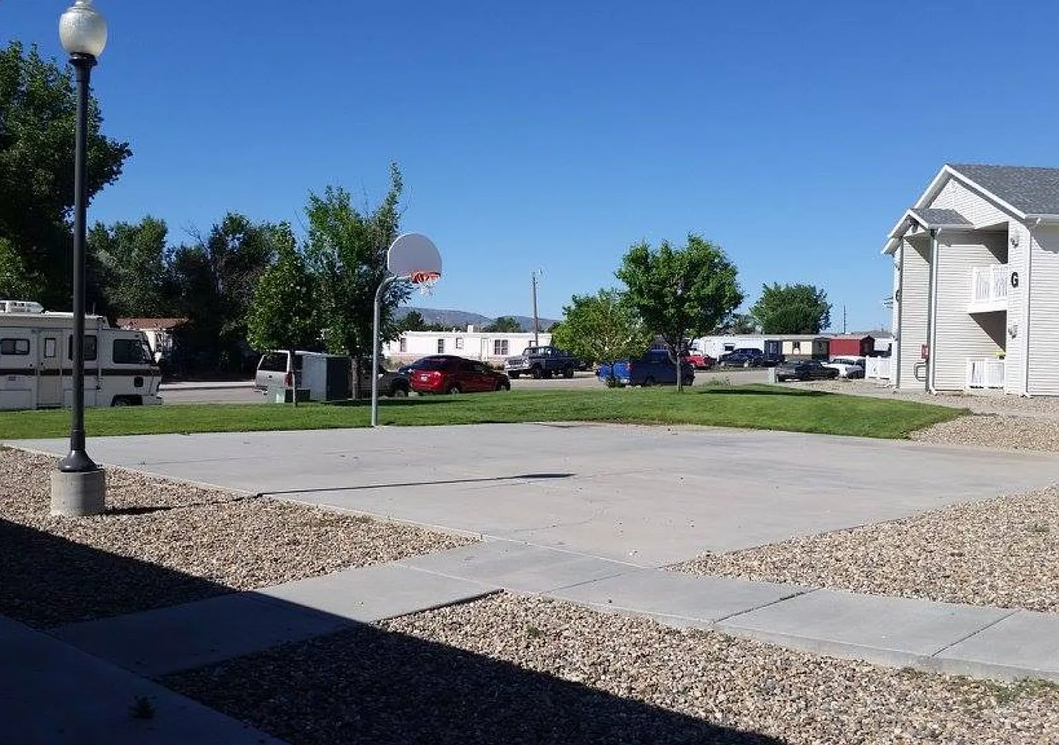 Wind River Apartments — Photo 2