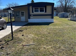1081 Brookwood Dr, Derby, NY