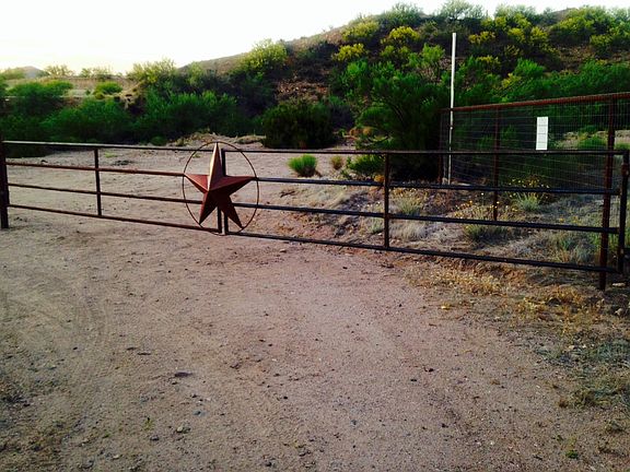 2-15' ft gate = 30' entrance