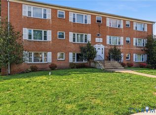 9207 Douglas St APT 201, Manassas, VA 20110