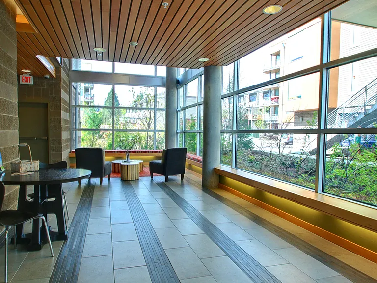 Headwaters Apartments — Photo 4