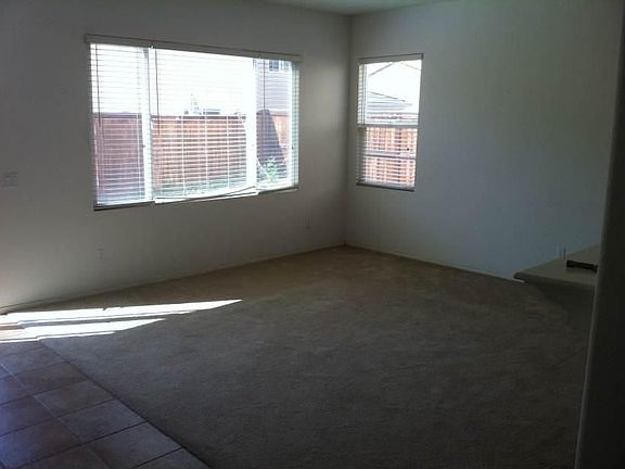 4th image of 27203 Bark Ln
