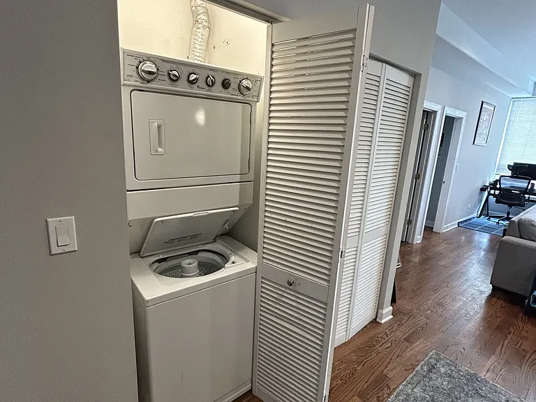 3060 W Armitage Ave #202 — Photo 7