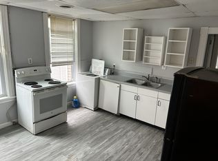 4 Shawmut St #2, Worcester, MA 01609