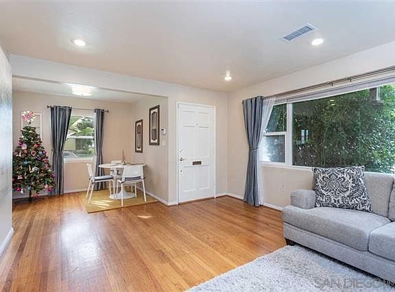 5th image of 6372 Stanley Ave