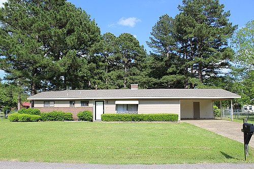 1st image of 402 Sherwood Dr