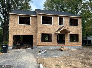 2718 Avenue C, Levittown, PA 19056