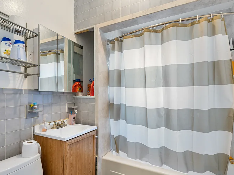 78 Hillside St #3F — Photo 11