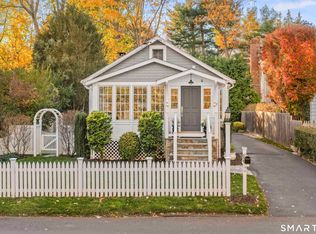 25 Lakeside Ave, Darien, CT 06820