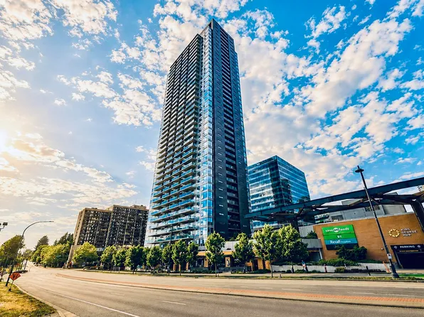 13615 Fraser Hwy #604, Surrey, BC V3T 0P7