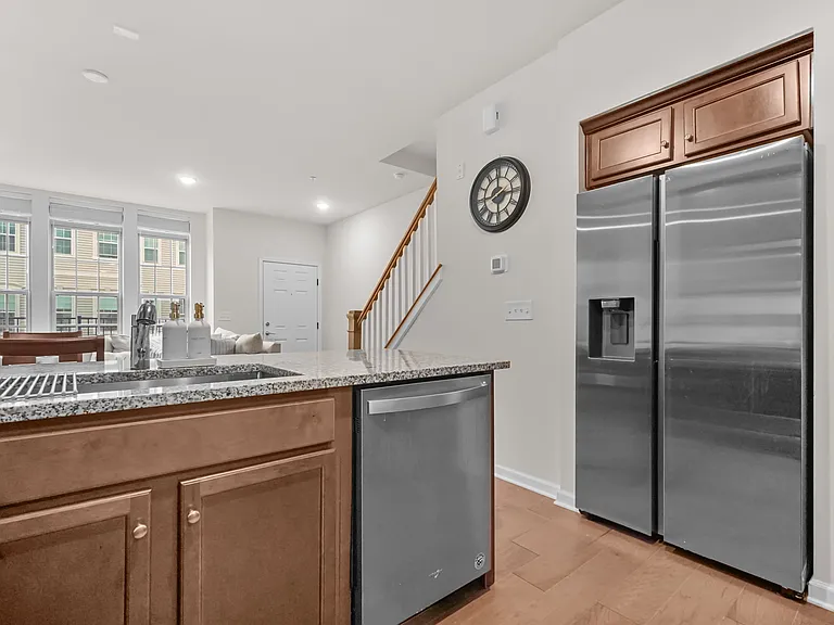 54 Arnold Dr — Photo 18