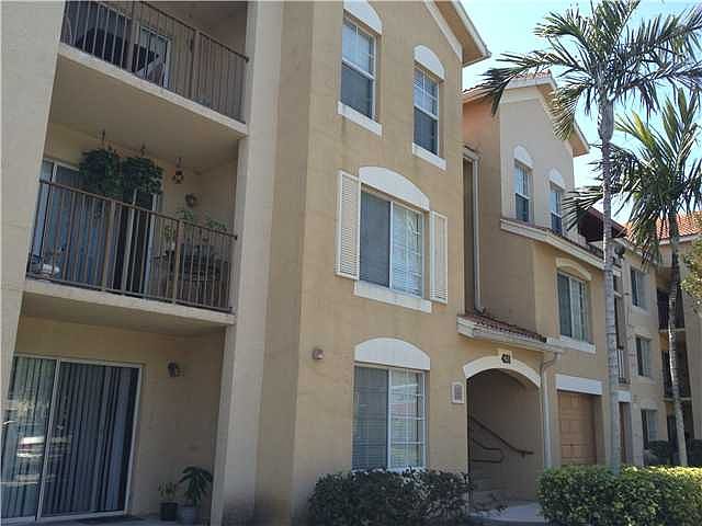 1st image of 4211 San Marino Blvd APT 303