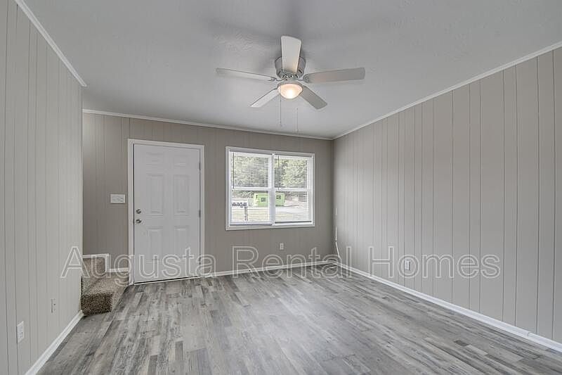 1st image of 2511 Cascade Dr #11A