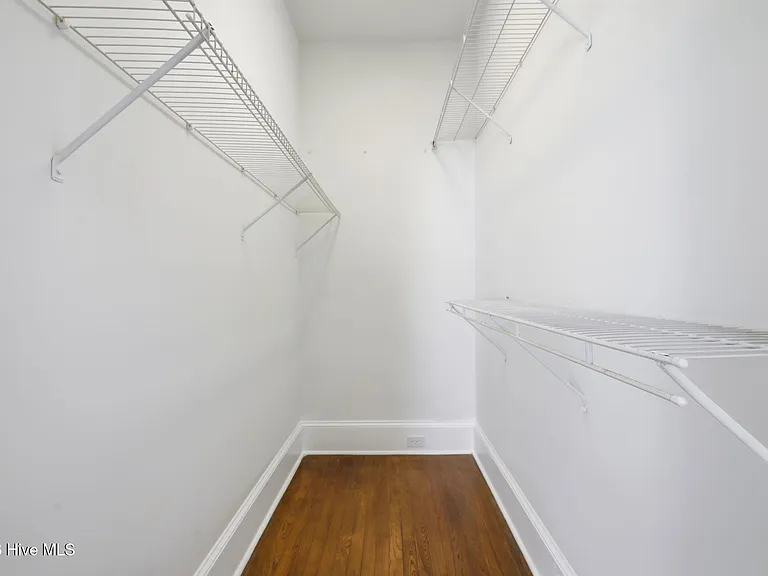 511 Middle St #A — Photo 17