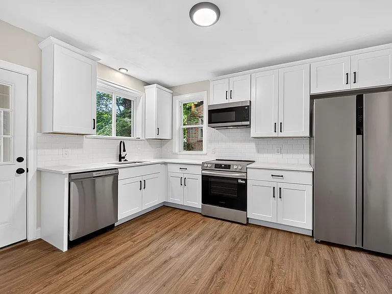 7310 Drexel Dr — Photo 3