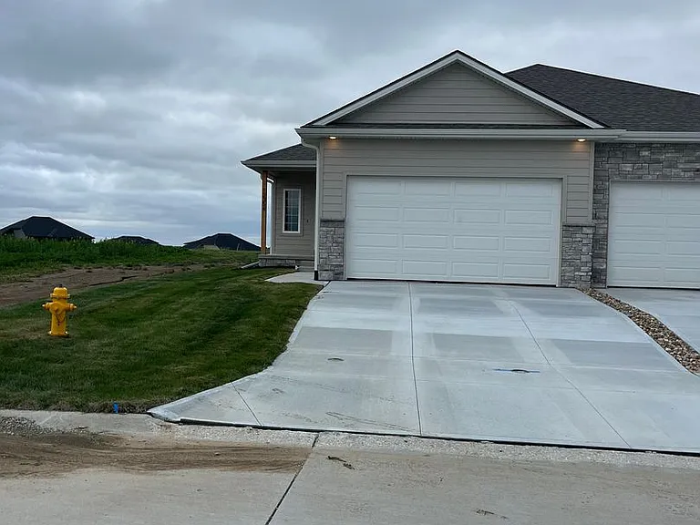 12354 Edgewater Dr — Photo 30