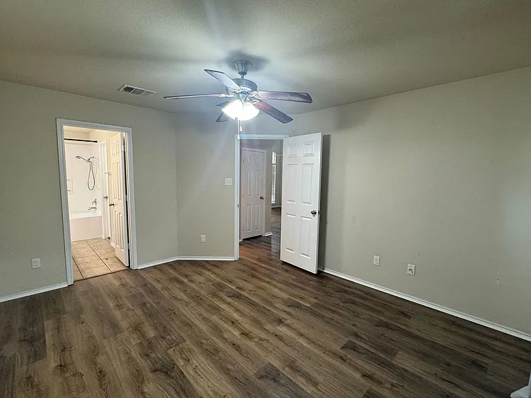 9614 Rogano Ct — Photo 21