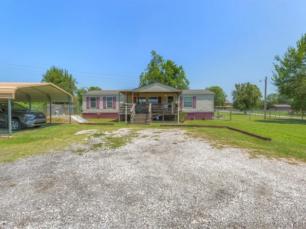 27939 E 1st St S, Catoosa, OK 74015