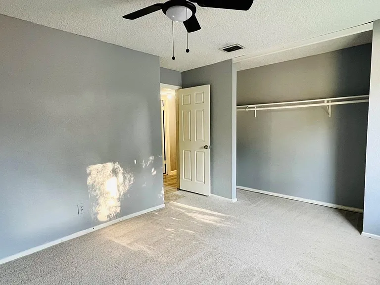 7627 Candlegreen Ln — Photo 27