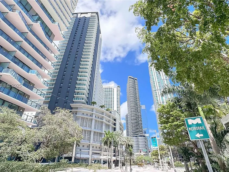1250 S Miami Ave #3205 — Photo 10