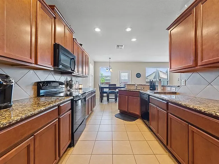 1701 Twin Hills Way — Photo 25