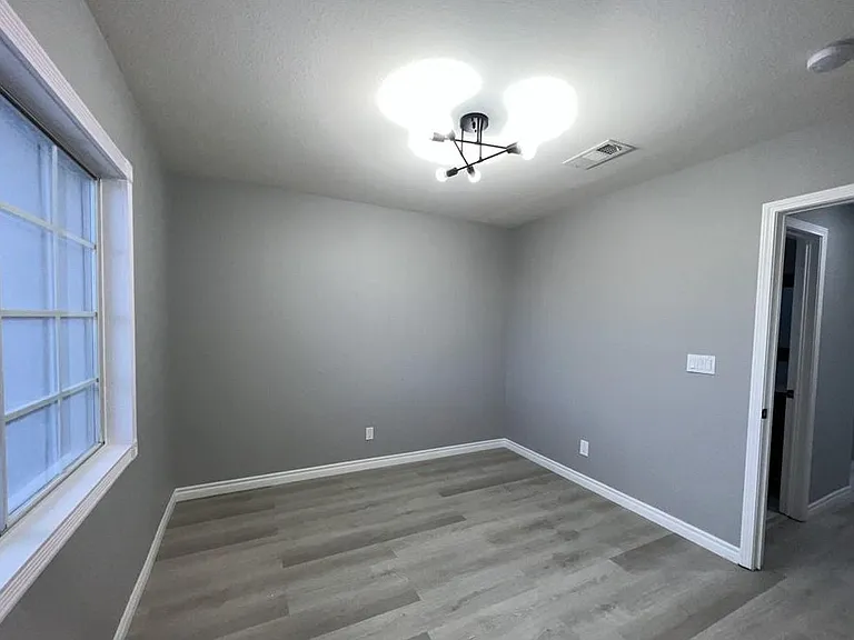 5541 Crestlock Dr — Photo 34
