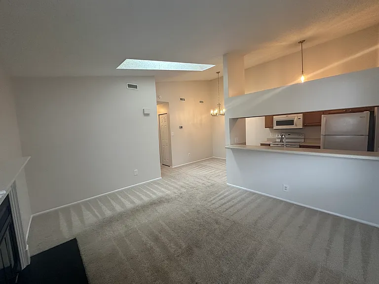 314 Thalia Station Ct — Photo 4