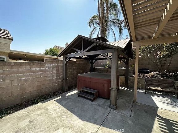 4th image of 11142 Countryview Dr