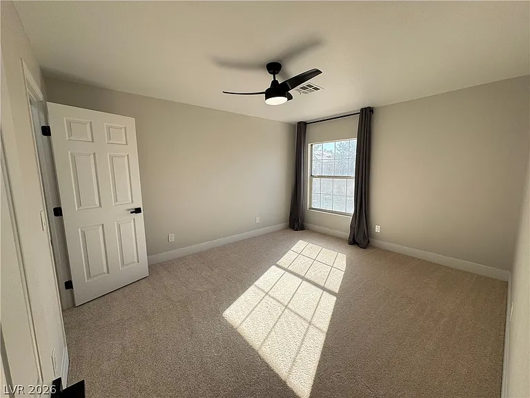 8464 Blue Island Ave — Photo 47