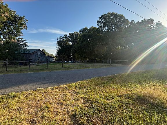 4th image of 0 Bickham Rd