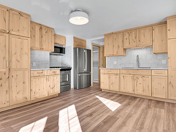 Open kitchen