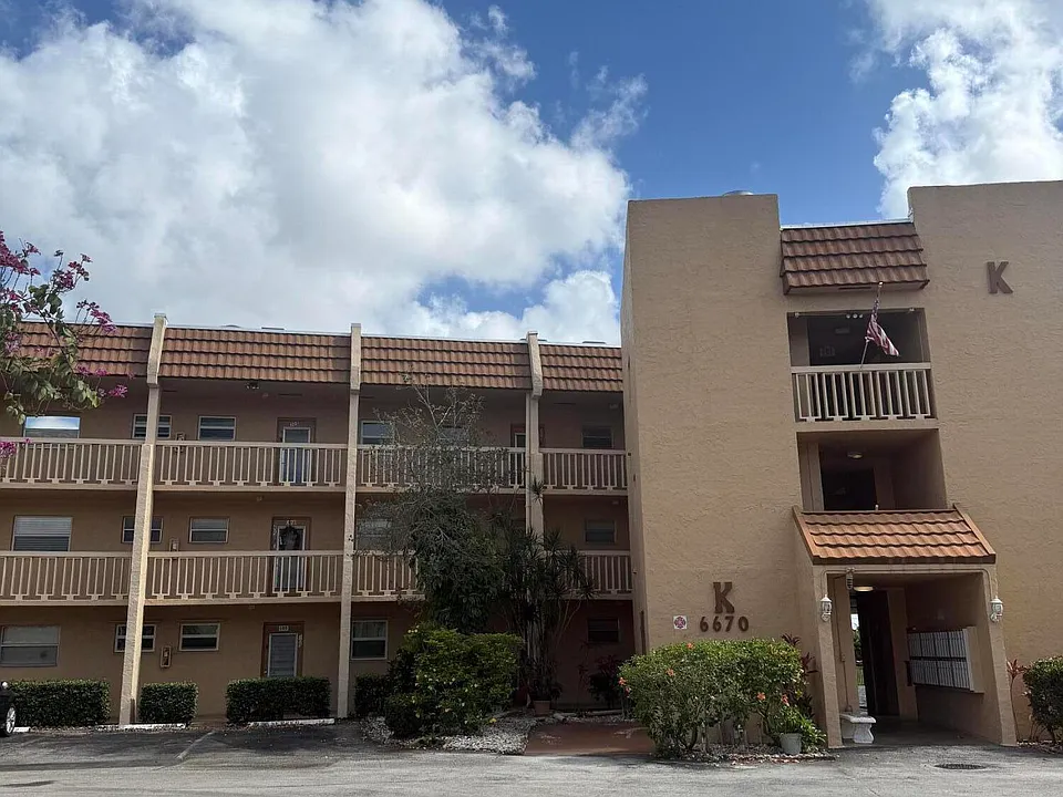 6670 Royal Palm Blvd #205K