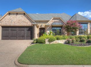 1221 Gabriel Ln, Fort Worth, TX 76116