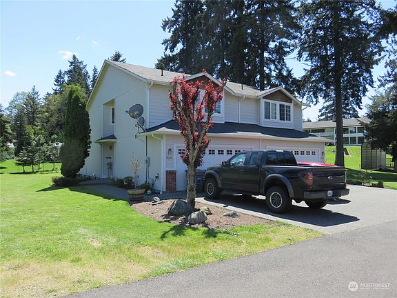 2nd image of 19226 28 8TH Avenue E