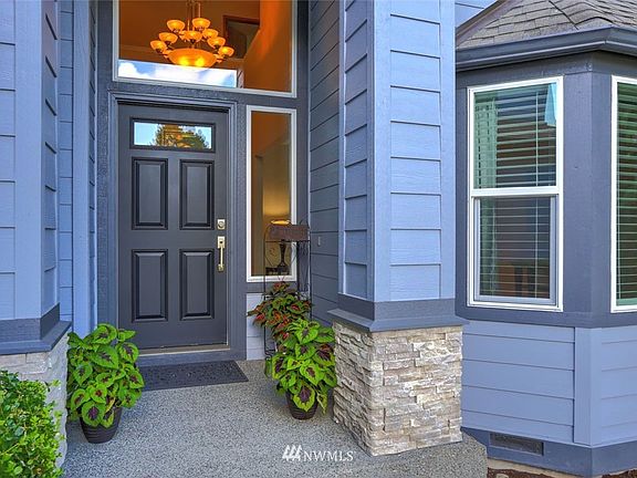 Covered front entry