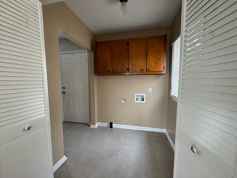 3481 Dunn Rd — Photo 3