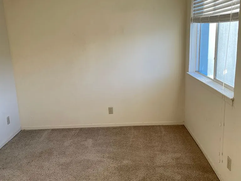 1802 E 66th Pl #F209 — Photo 9
