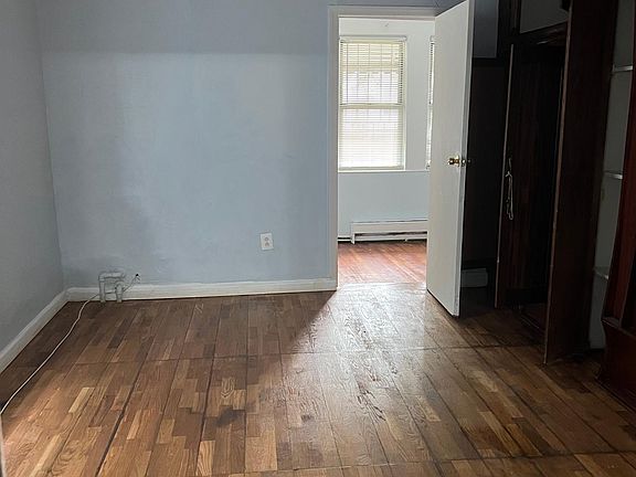 4th image of 642 E 228th St Floor 1