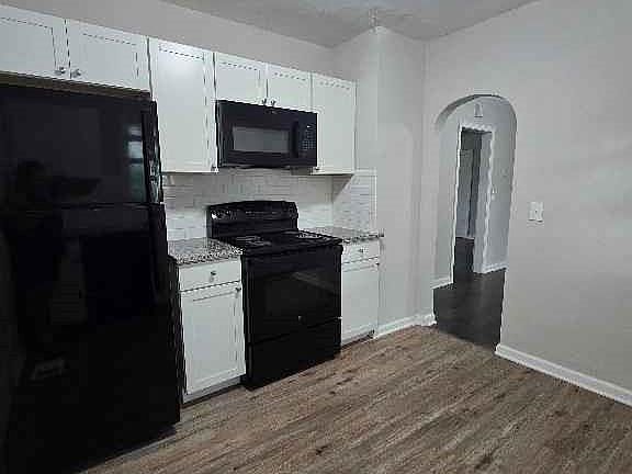 4th image of 9004 E 55th St