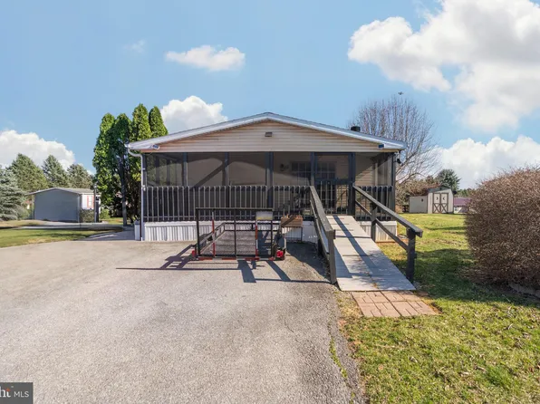 12 Lenwood Park #12, Shippensburg, PA 17257